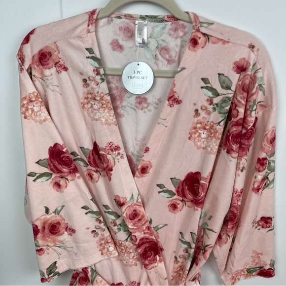 Flora Nikrooz Other - Flora Nikrooz 3 Pc Travel Set Size XL